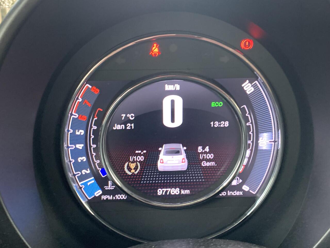 Fiat 500C 0.9 TwinAir Turbo 120TH Edition APPLE CARPLAY | PARKEERSENSOREN ACHTER | 16" LICHTMETALEN VELGEN