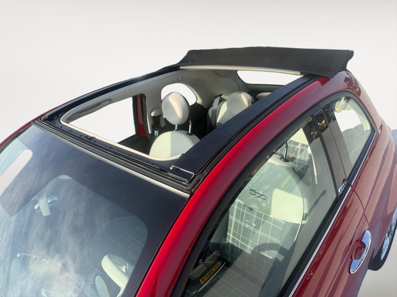 Fiat 500C 0.9 TwinAir Turbo Lounge | Parkeersensoren | Bluetooth | Cruise Control | Navigatie | Airco | DAB | Stuurbediening