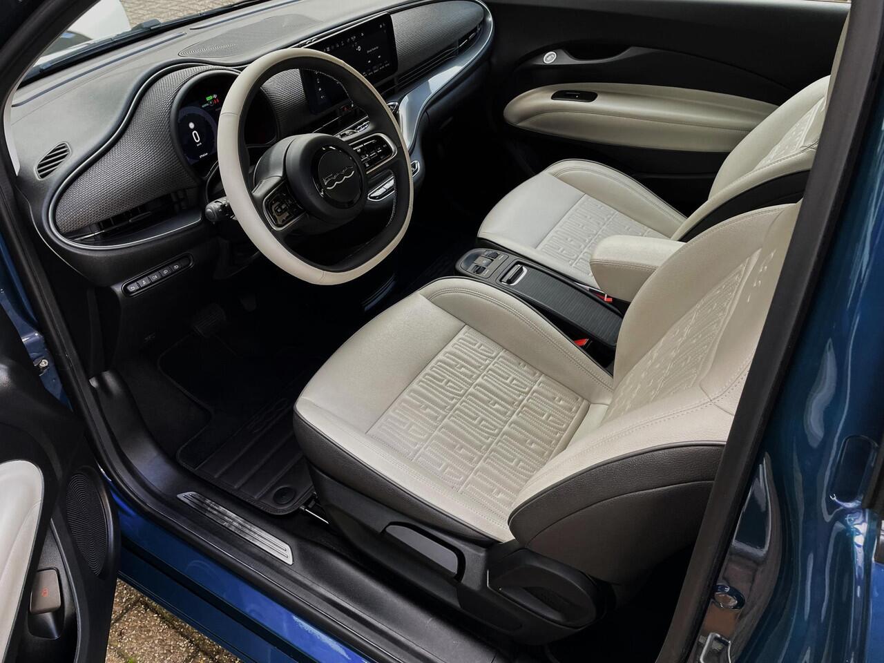 Fiat 500C La Prima 42 kWh