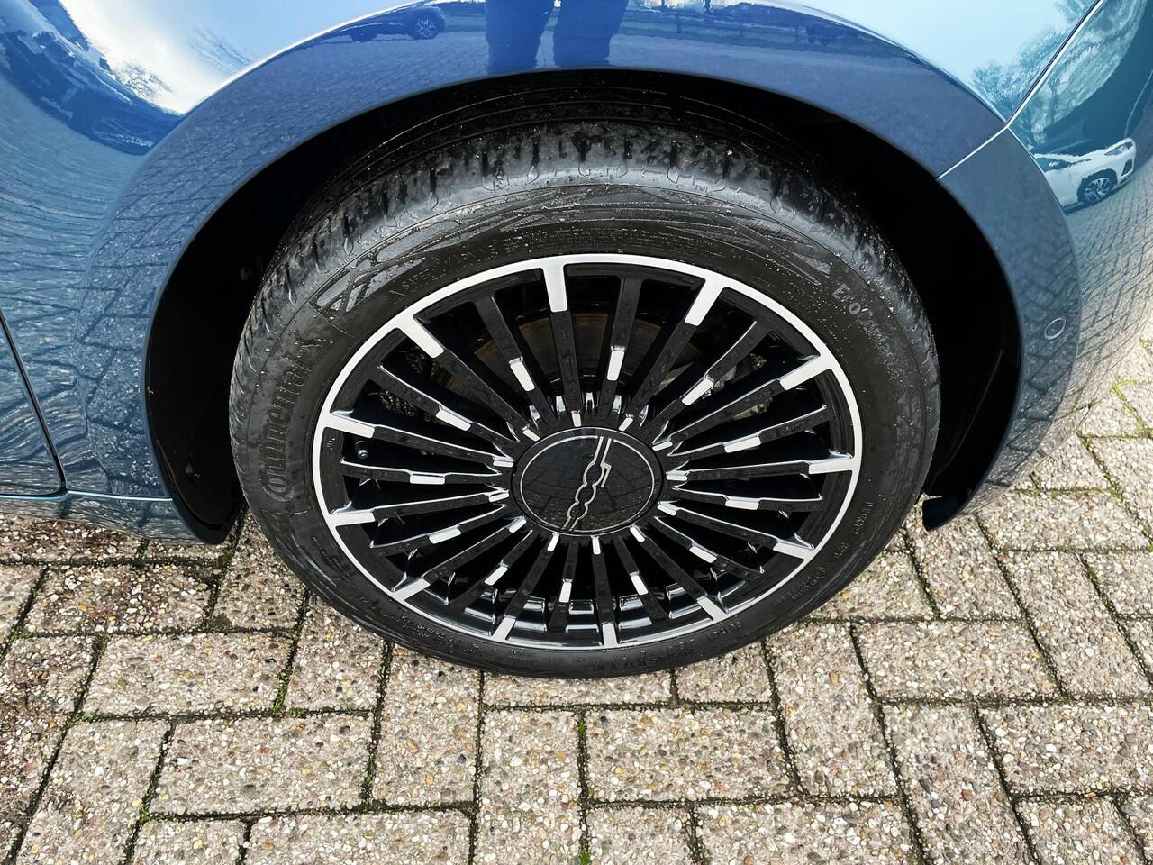 Fiat 500C La Prima 42 kWh