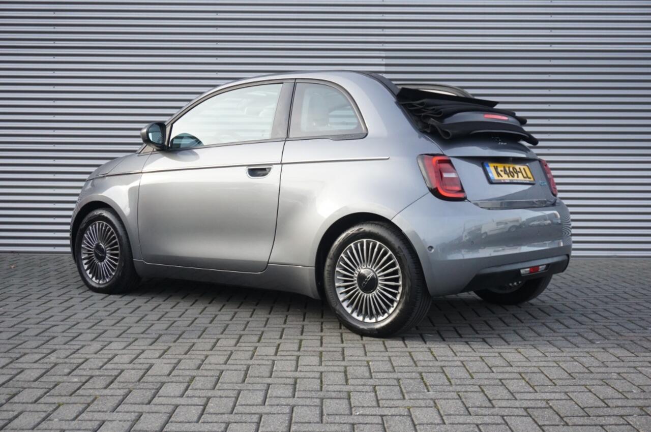 Fiat 500C Icon 42 kWh Cabrio 93% SOH | AUTOMAAT | BOMVOL OPTIES !!