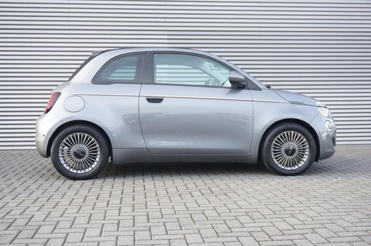 Fiat 500C Icon 42 kWh Cabrio 93% SOH | AUTOMAAT | BOMVOL OPTIES !!