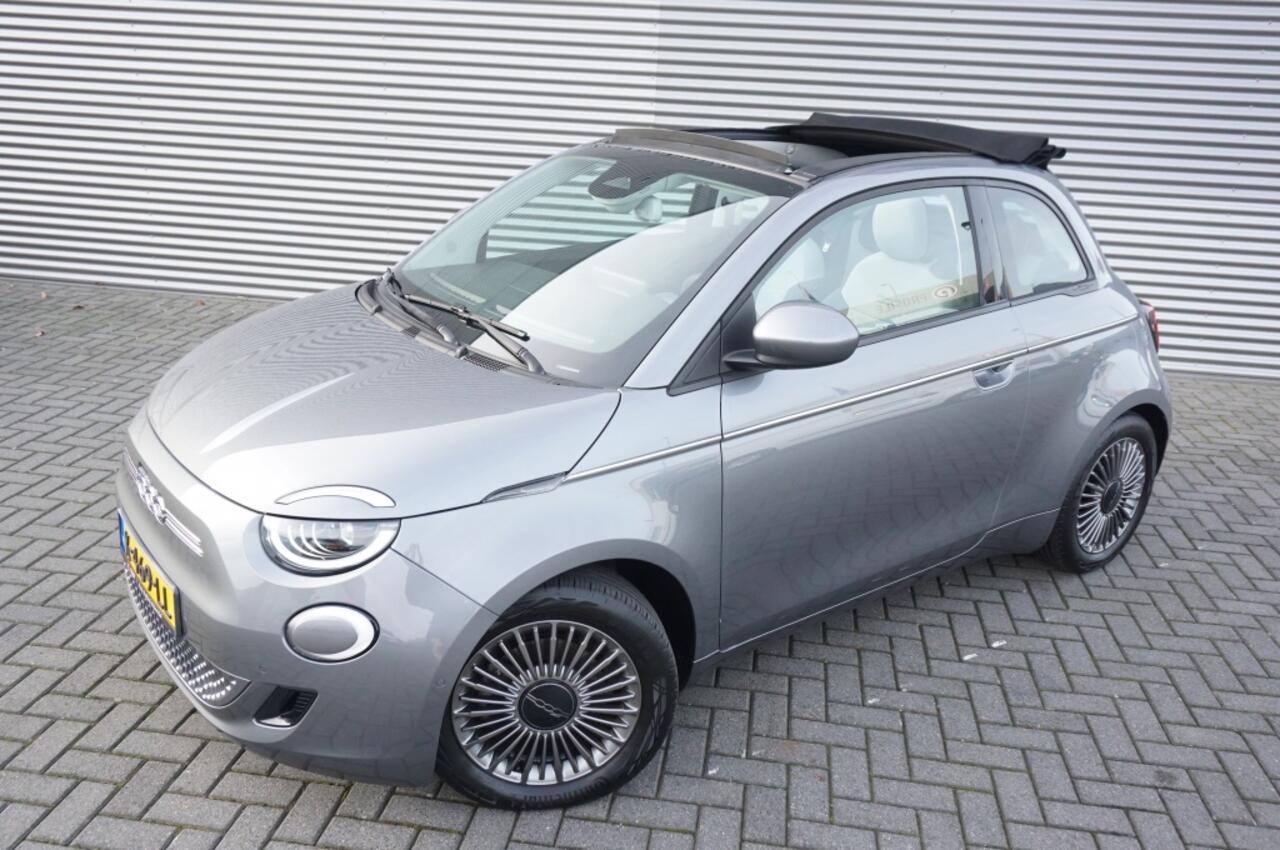 Fiat 500C Icon 42 kWh Cabrio 93% SOH | AUTOMAAT | BOMVOL OPTIES !!