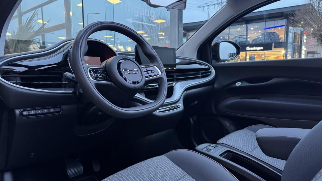 Fiat 500C Icon 42 kWh | Navi | Camera | Stoelverwarming