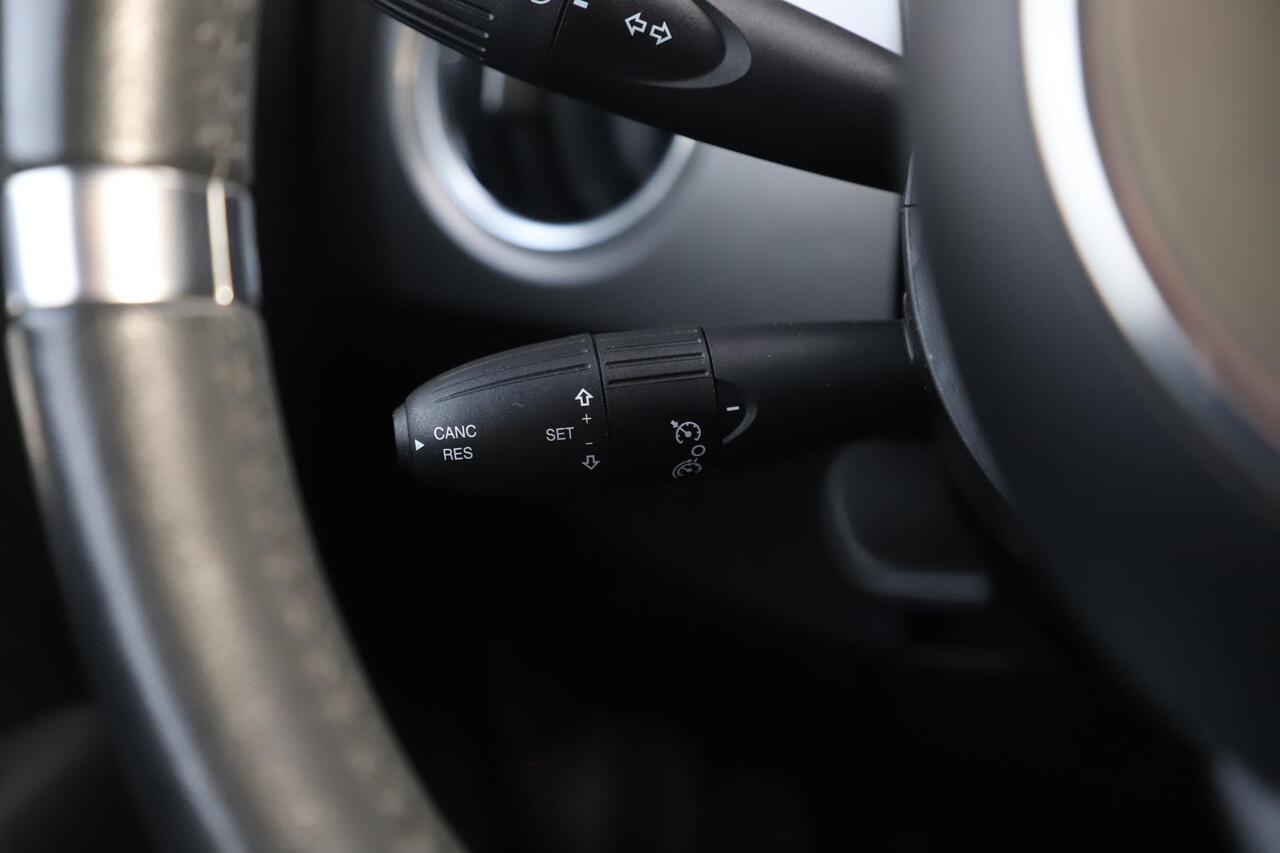 Fiat 500C 1.0 Hybrid Sport Cabrio 16 inch LMV Half Leder Navigatie Carplay Android Climate Cruisecontrol Rode Remklauwen Super Netjes!