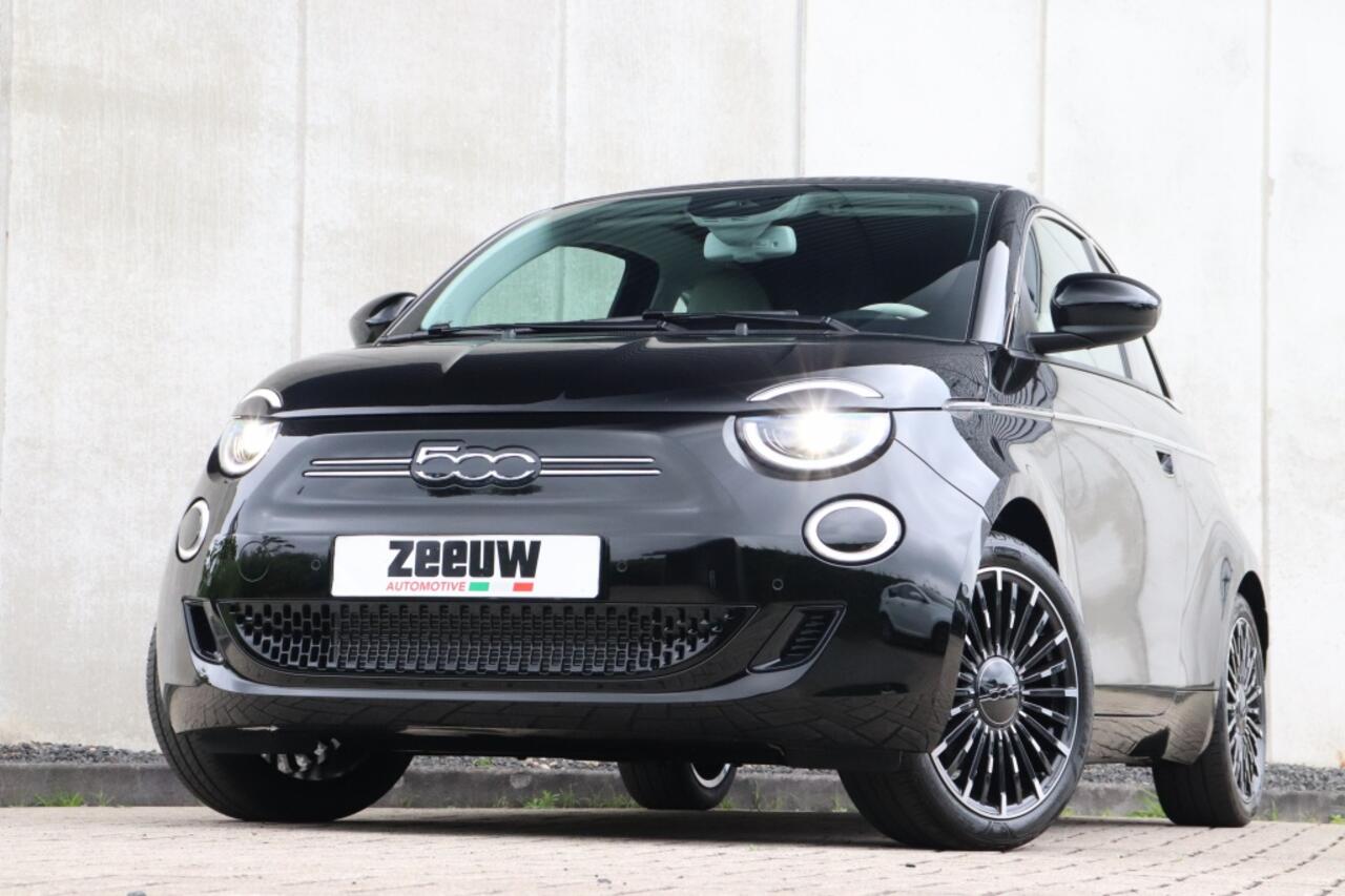 Fiat 500C La Prima 42 kWh | Technology | Winter | 17"