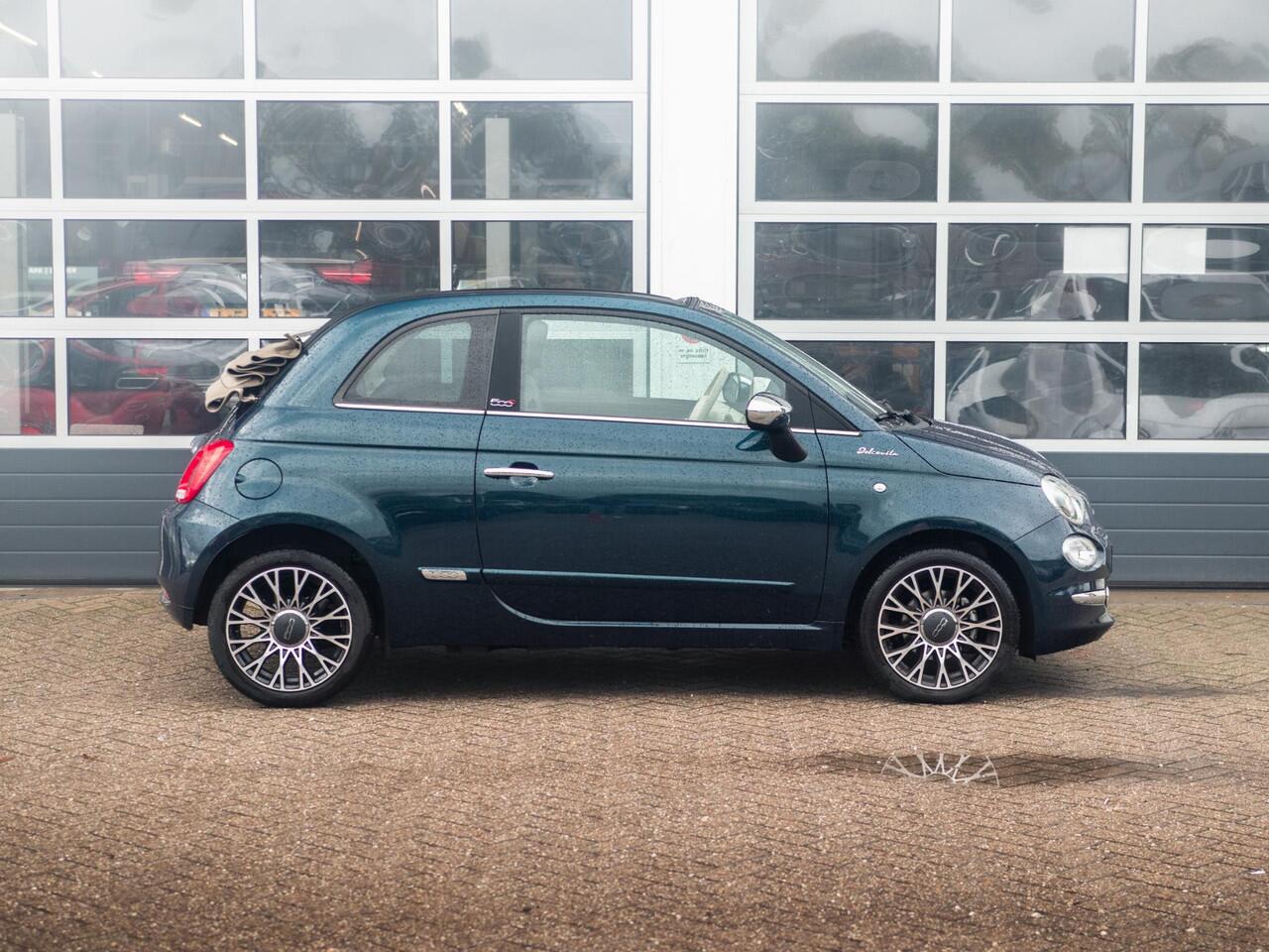 Fiat 500C Hybrid Dolcevita | Carplay / Android | 16" LM Velgen | Climate Control | Parkeersensoren |