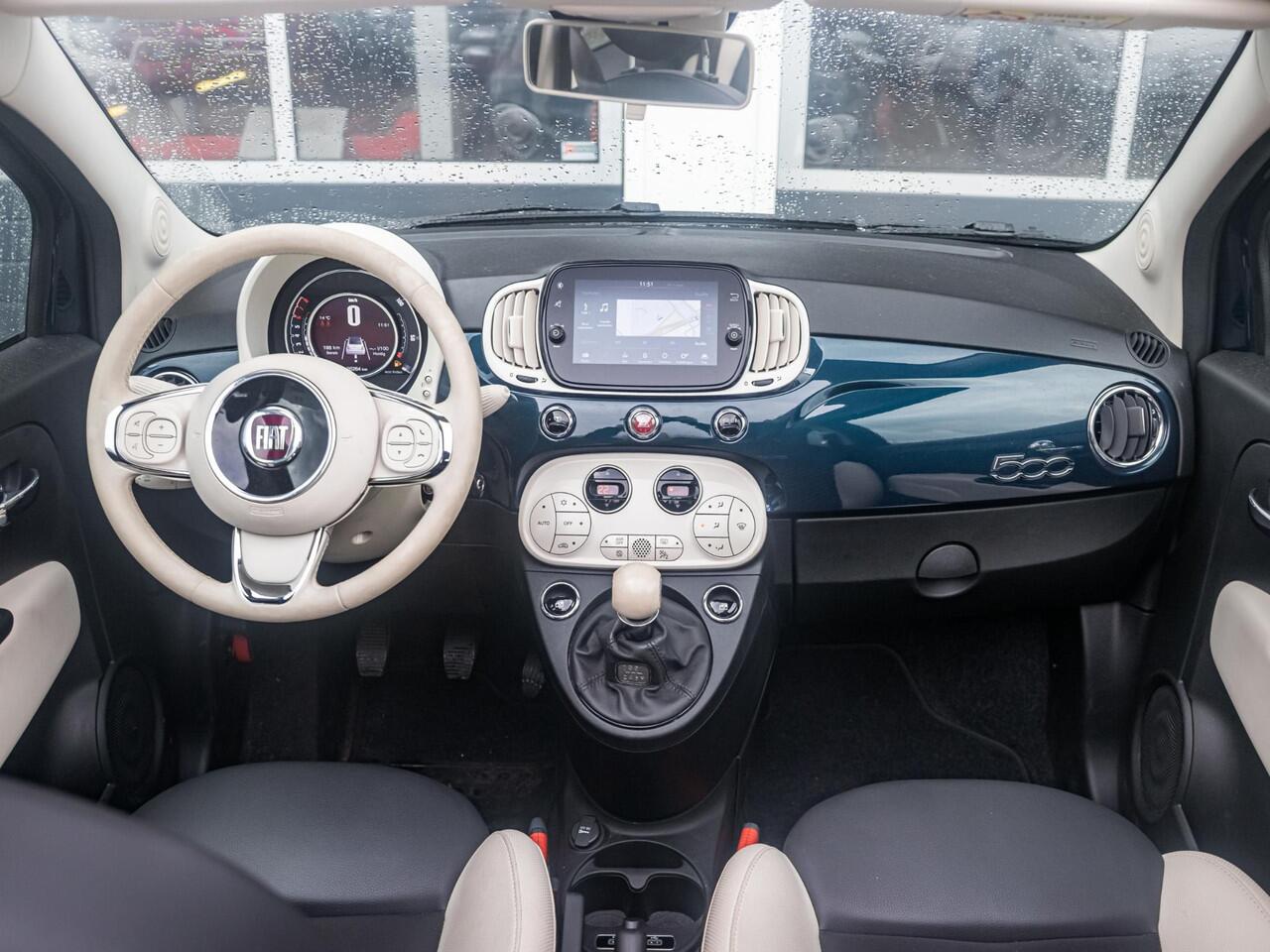 Fiat 500C Hybrid Dolcevita | Carplay / Android | 16" LM Velgen | Climate Control | Parkeersensoren |
