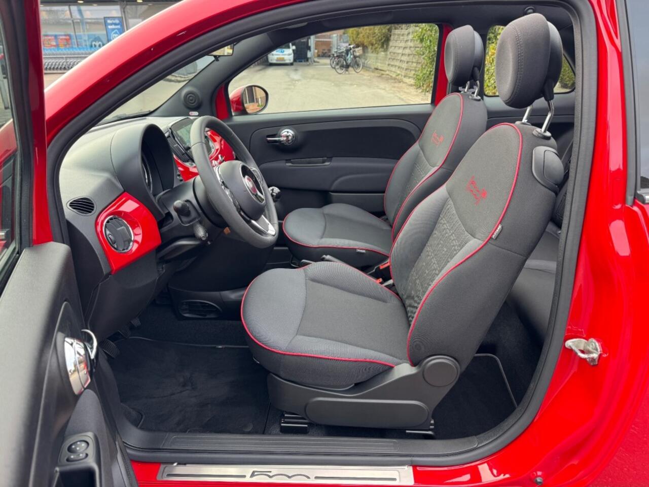 Fiat 500C 1.0 HYBRID RED CABRIO Beats audiosysteem