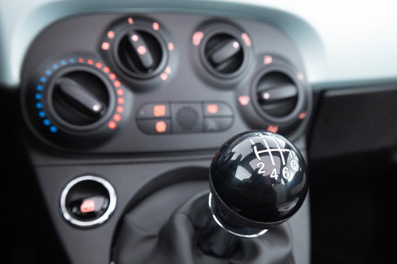 Fiat 500C 1.0 Hybrid Dolcevita | Apple Carplay| Half LEDER | Parkeersensoren