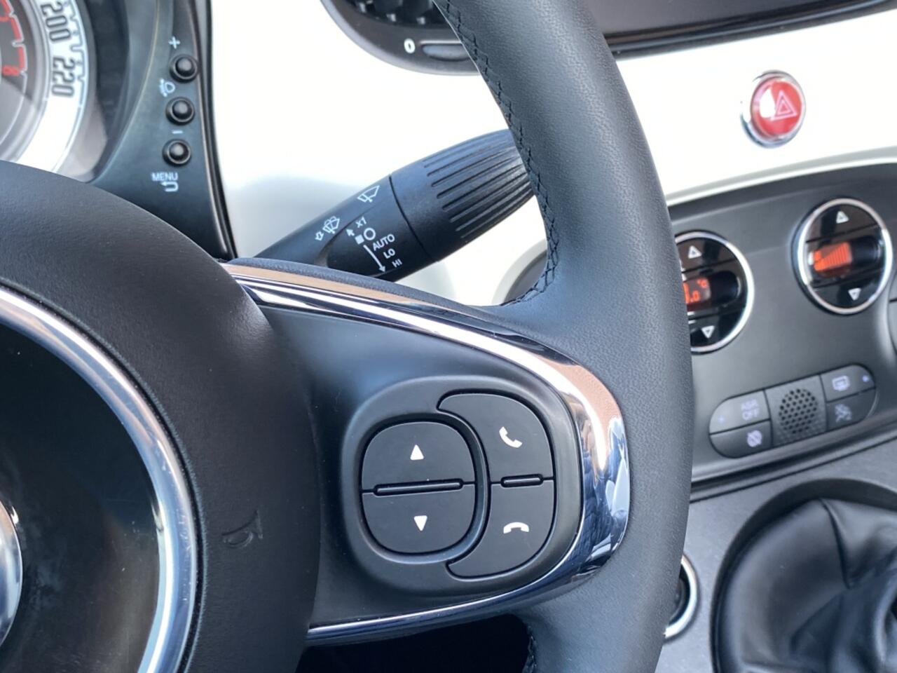 Fiat 500C 1.0 Hybrid Dolcevita CLIMA CRUISE CARPLAY PDC DAB LMV