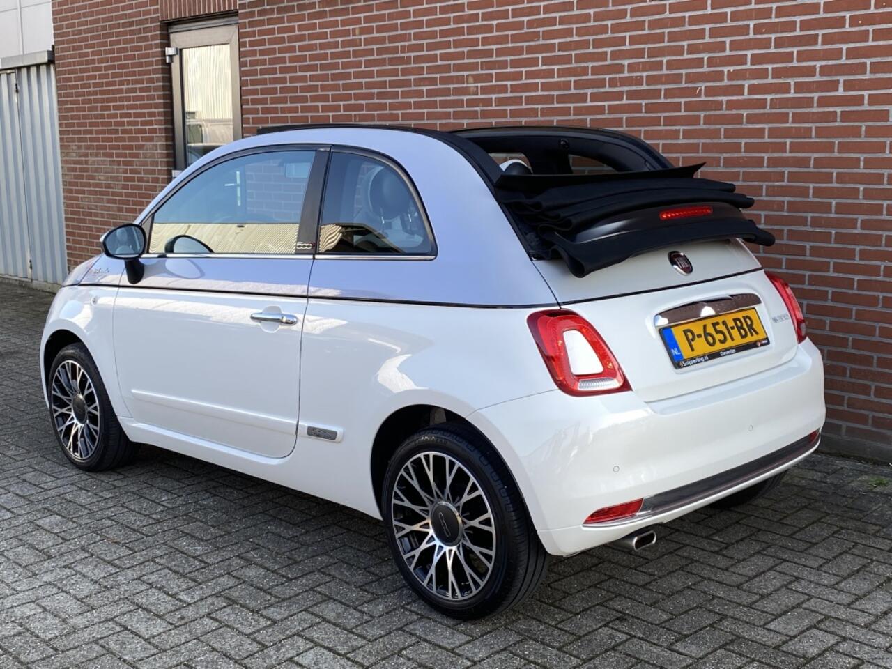 Fiat 500C 1.0 Hybrid Dolcevita CLIMA CRUISE CARPLAY PDC DAB LMV