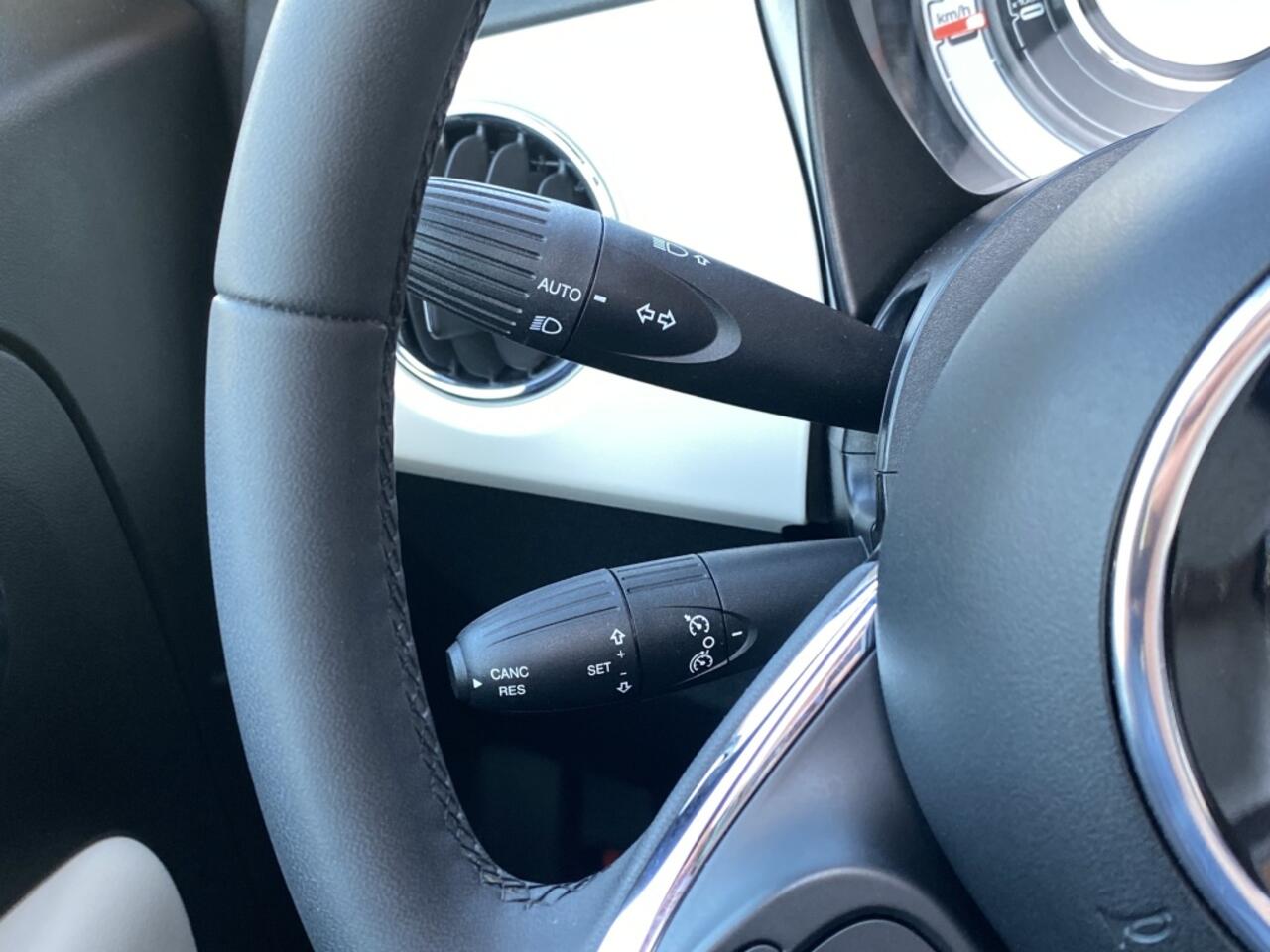 Fiat 500C 1.0 Hybrid Dolcevita CLIMA CRUISE CARPLAY PDC DAB LMV