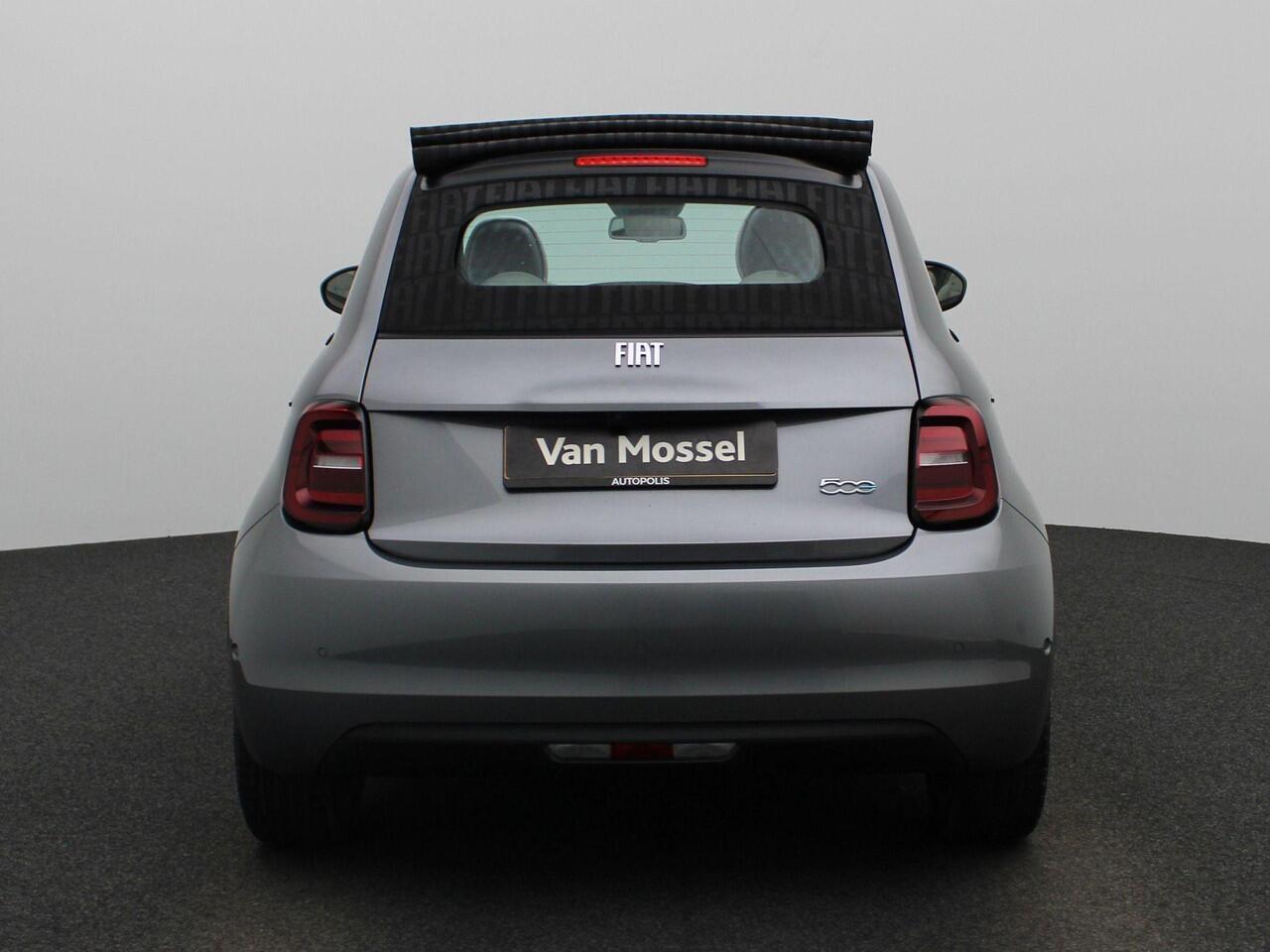 Fiat 500C La Prima 42 kWh Cabriotop| BTW| Automaat | WLTP 320 km| Navigatie| Achteruitrijcamera| Cruise & Climate Control| DC lader| Stoelverwarming