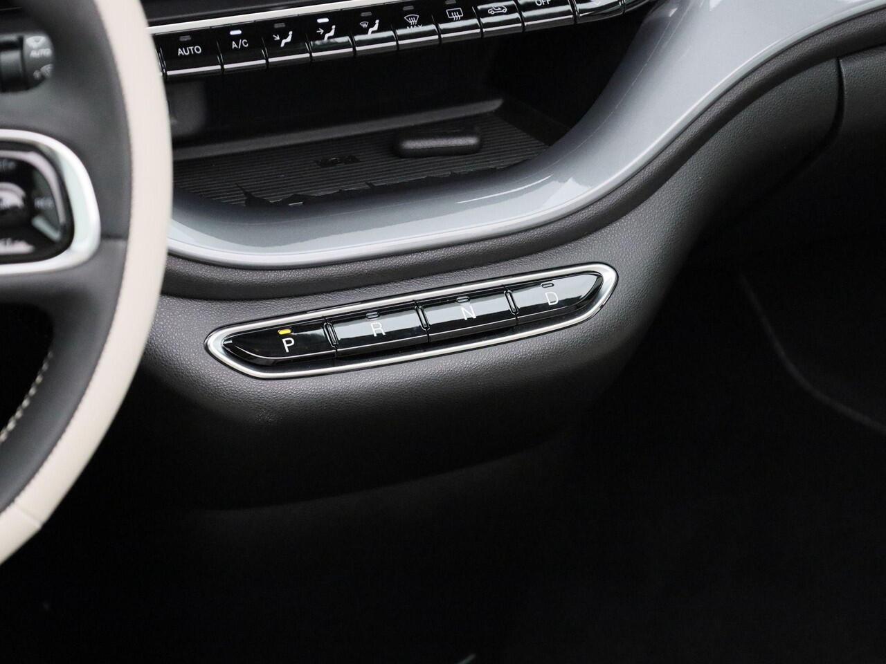 Fiat 500C La Prima 42 kWh Cabriotop| BTW| Automaat | WLTP 320 km| Navigatie| Achteruitrijcamera| Cruise & Climate Control| DC lader| Stoelverwarming