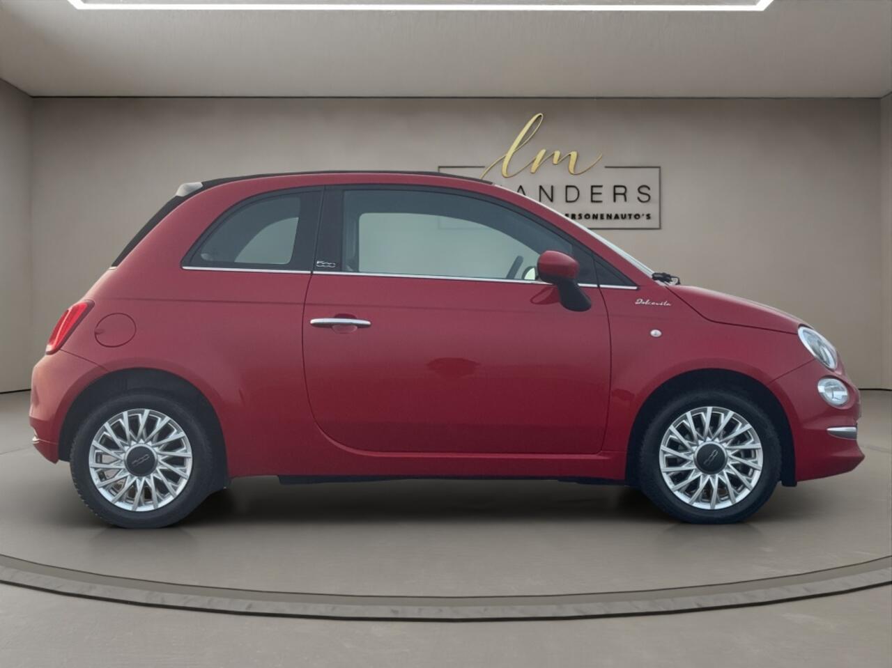 Fiat 500C 1.0 Hybrid Dolcevita 2023 ROOD | Cruise Control | Apple CarPlay