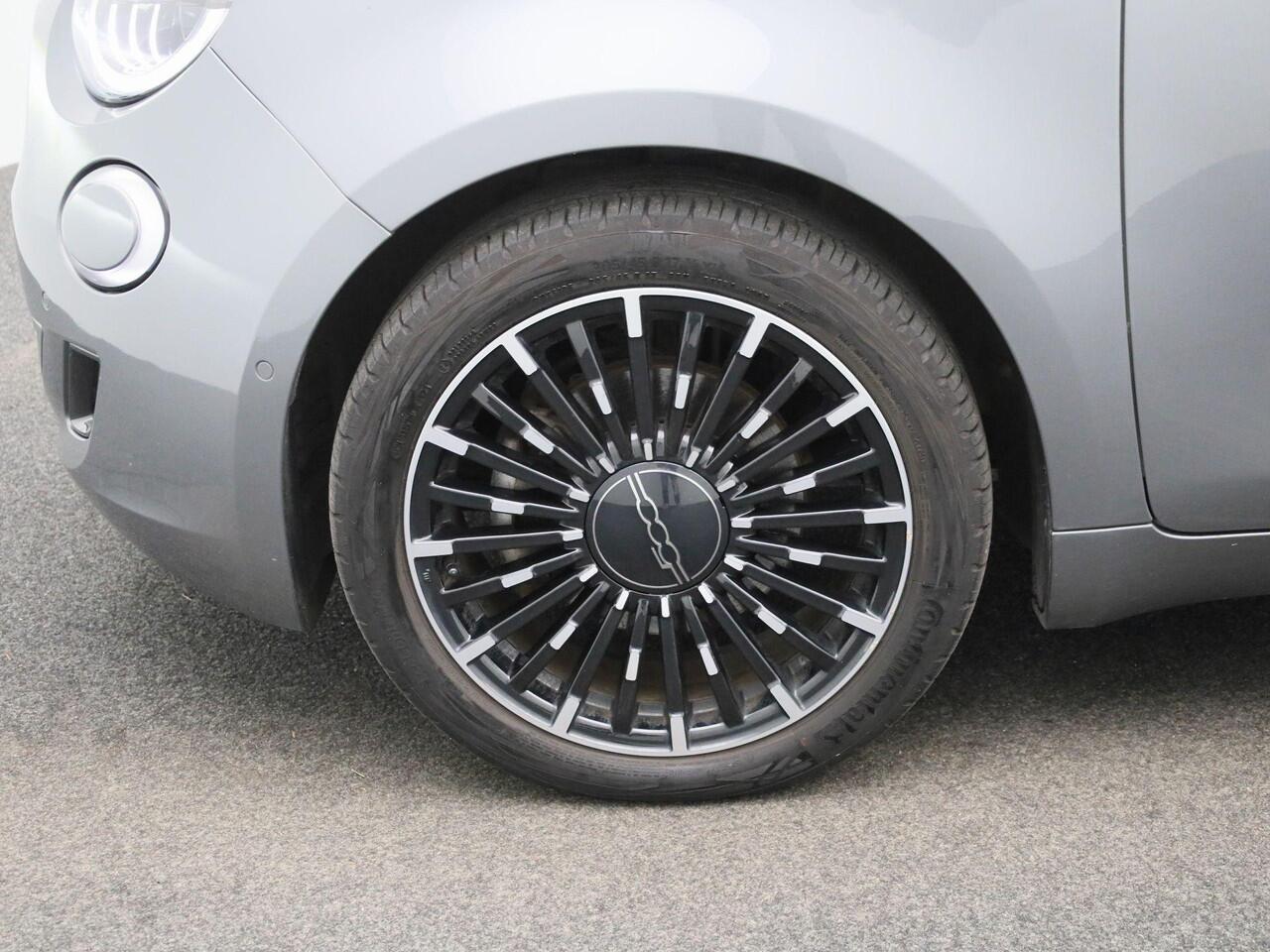 Fiat 500C 500e 42 kWh La Prima |BTW |AUTOMAAT |Electrische Cabriotop |WLTP 310KM |Achteruitrijcamera |Cruise & Climate Control |