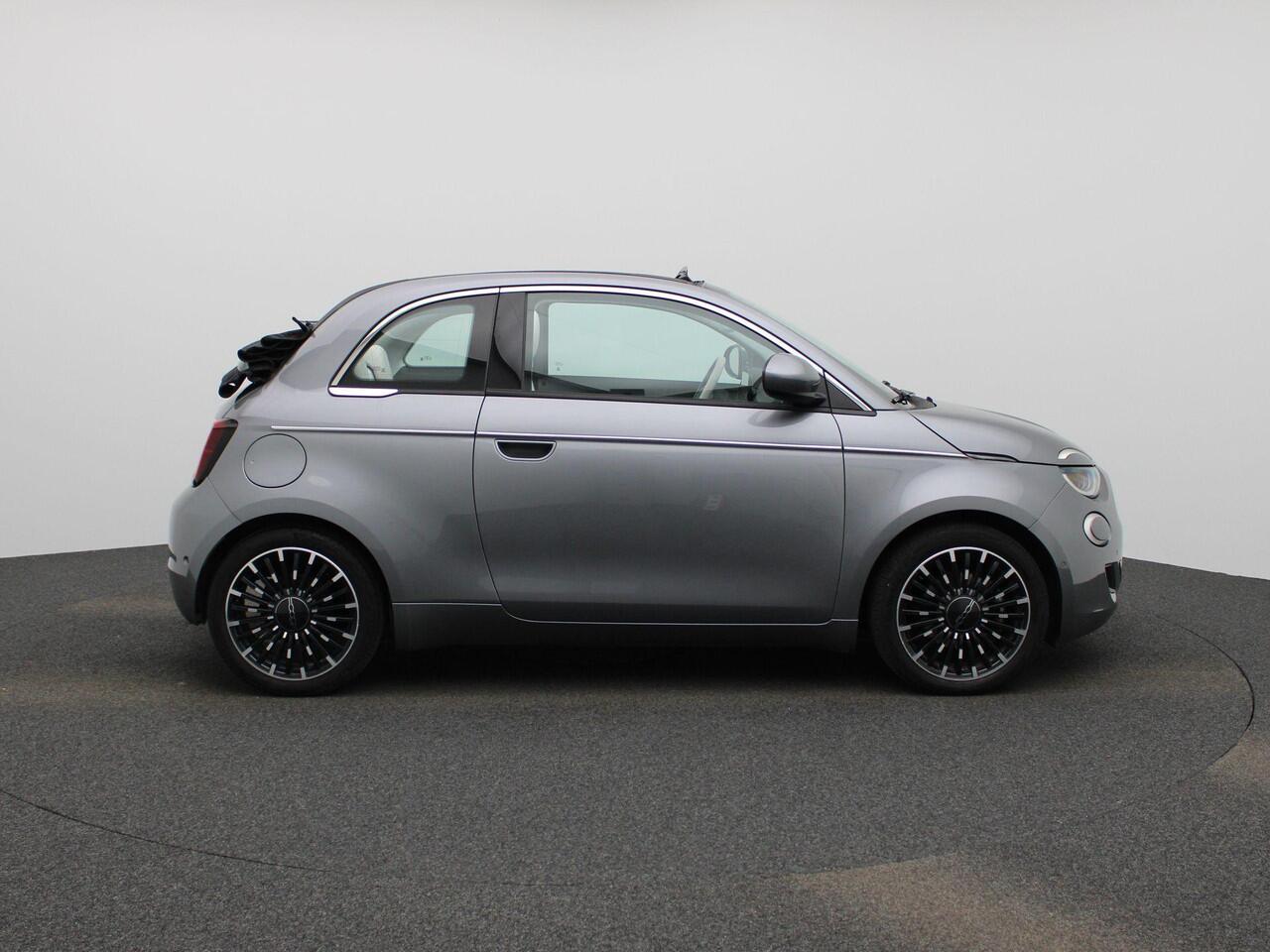 Fiat 500C 500e 42 kWh La Prima |BTW |AUTOMAAT |Electrische Cabriotop |WLTP 310KM |Achteruitrijcamera |Cruise & Climate Control |