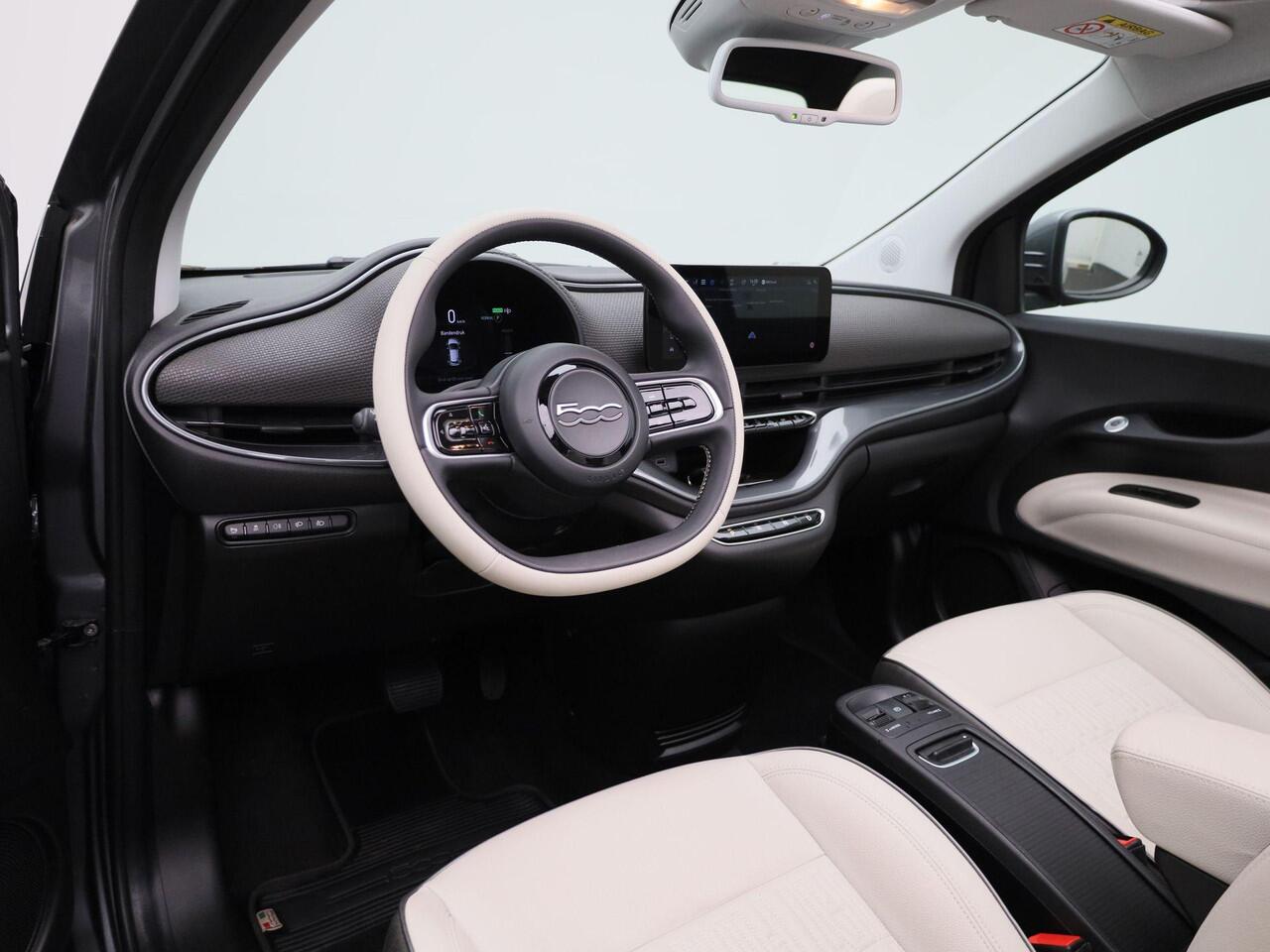 Fiat 500C 500e 42 kWh La Prima |BTW |AUTOMAAT |Electrische Cabriotop |WLTP 310KM |Achteruitrijcamera |Cruise & Climate Control |