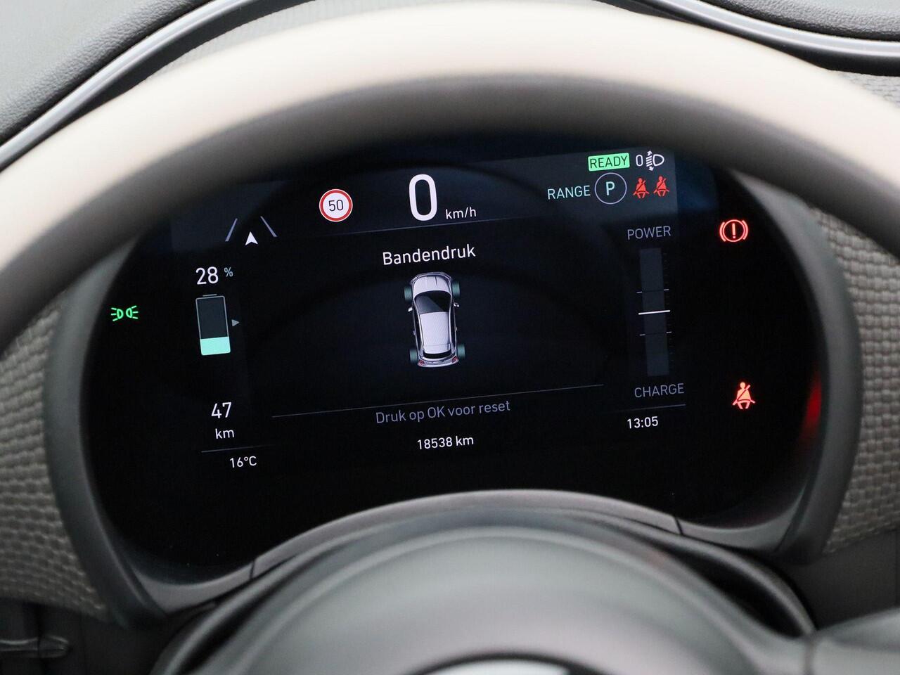 Fiat 500C 500e 42 kWh La Prima | Achteruitrijcamera | Adaptive Cruise Control | Canvas Open Dak Elektrisch | CCS | Draadloos Opladen | Leder | Stoelverwarming |