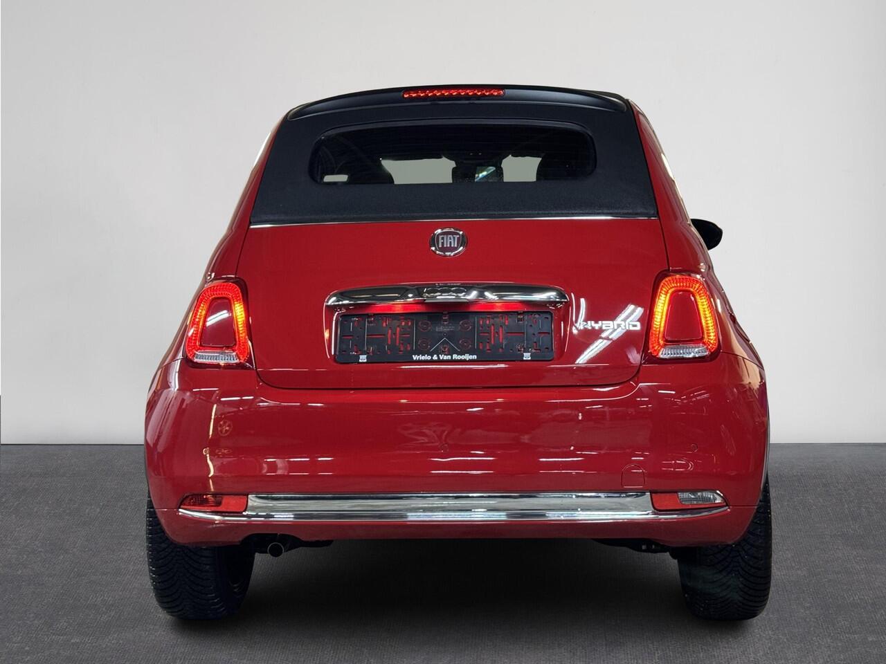 Fiat 500C 1.0 Hybrid RED | Cruise | Cabrio | Parkeersensoren achter | ACC | Red edition | LM velgen | ( Vestiging - Driebergen )