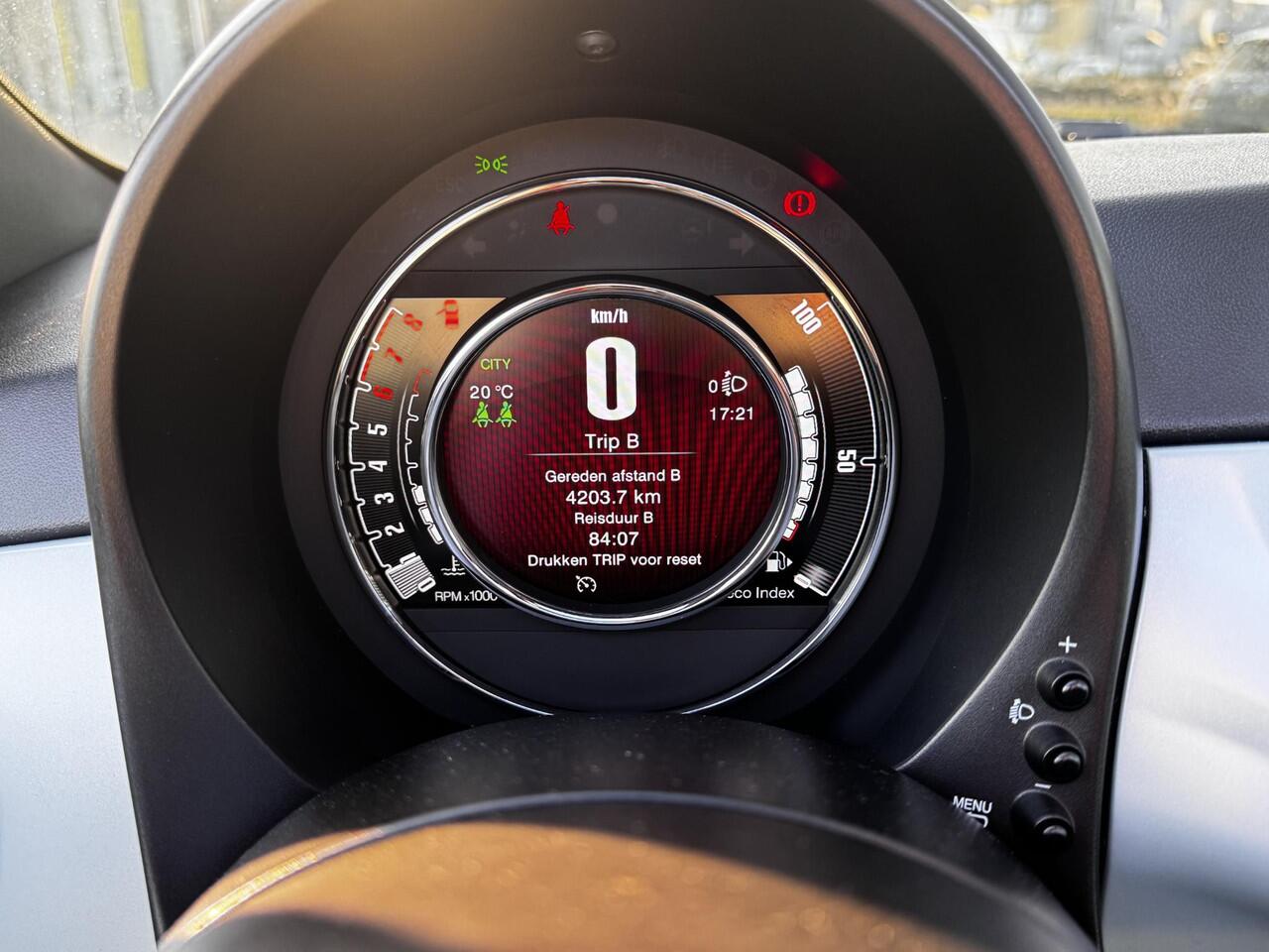 Fiat 500C 1.0 Hybrid Dolcevita | Cabrio | Parkeersensoren |