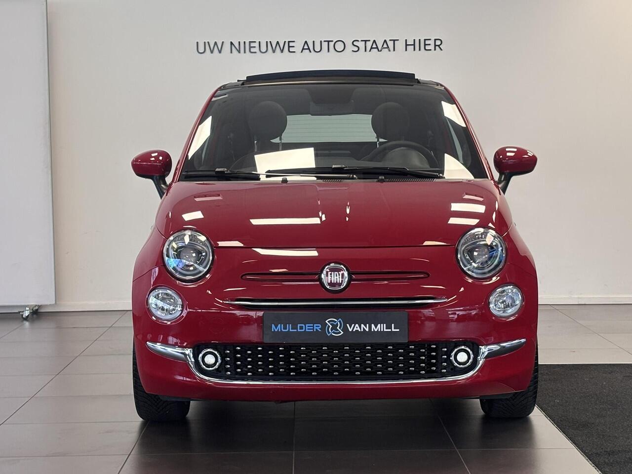 Fiat 500C Cabio RED 1.0 Hybrid 70pk | CLIMA | 16" LM-VELGEN | NAVI | DAB+ | APPLE CARPLAY / ANDROID AUTO | VOUWDAK ZWART