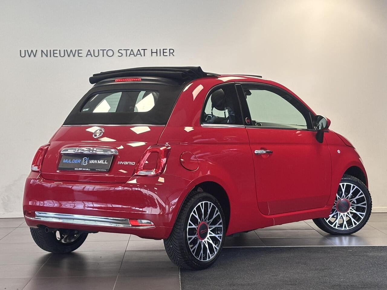 Fiat 500C Cabio RED 1.0 Hybrid 70pk | CLIMA | 16" LM-VELGEN | NAVI | DAB+ | APPLE CARPLAY / ANDROID AUTO | VOUWDAK ZWART