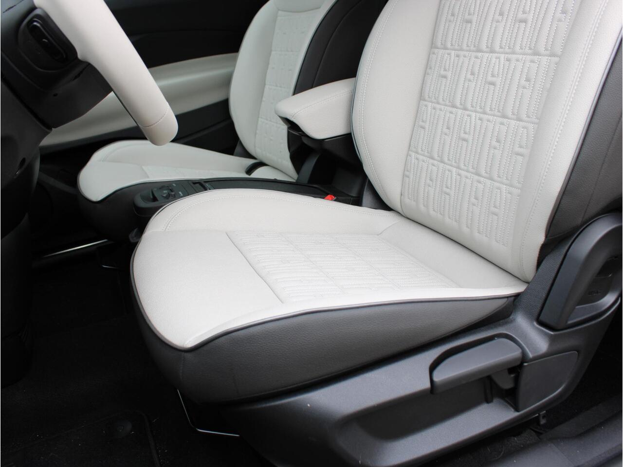 Fiat 500C La Prima 42 kWh Cabrio | Navi / Climate / Camera