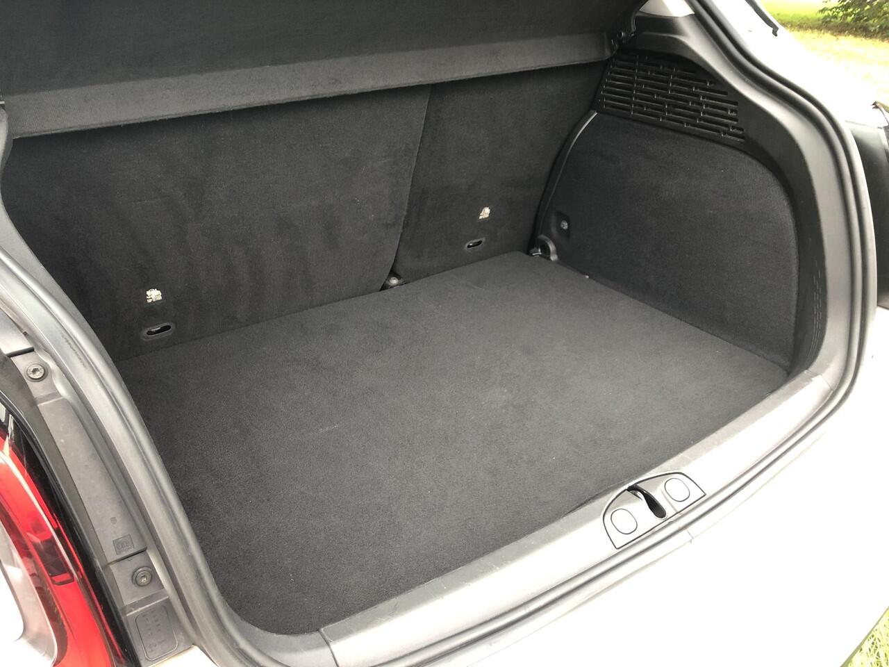 Fiat 500X 1.3 FireFly Turbo 150 120th DCT Automaat NAVI|CLIMATE|SCHUIFDAK|APPLE/ANDROID|CAMERA|PDC|16"