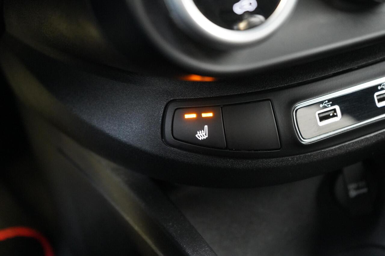 Fiat 500X 1.0 FireFly Turbo 120 Sport | All-seasonbanden | Blind-Spot | Navigatie | Achteruitrijcamera | Stoelverwarming | Lm velgen