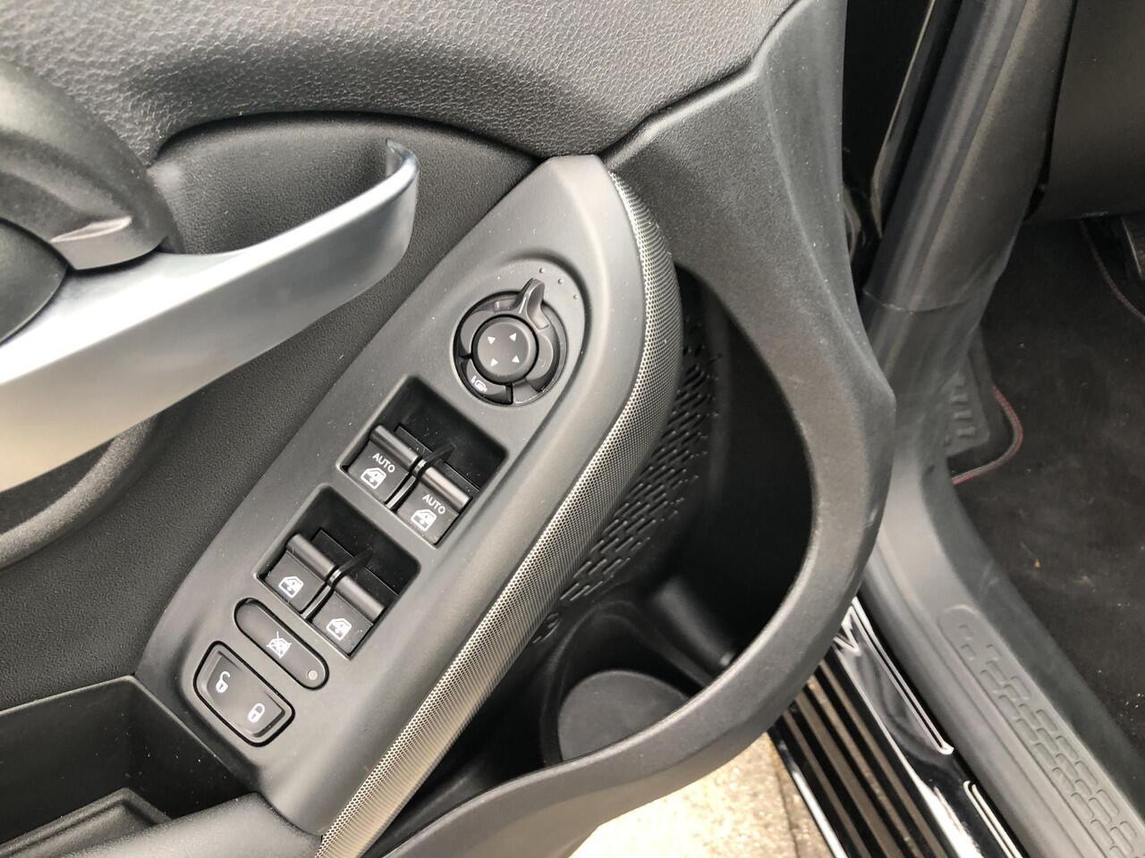 Fiat 500X 1.3 FireFly Turbo 150 Sport DCT AUTOMAAT|NAVI|CLIMATE|APPLE/ANDROID|PDC|19"|CAMERA|STOELVERWARMING