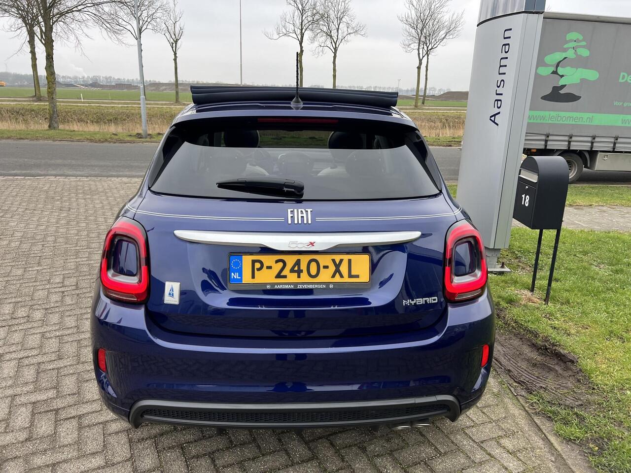 Fiat 500X 1.5 Hybrid Yacht Club Capri Cabrio Dealer OH | Wit leder | houtafwerkingen | BTW | Camera | Adaptive cruise | Dodehoeksensor |