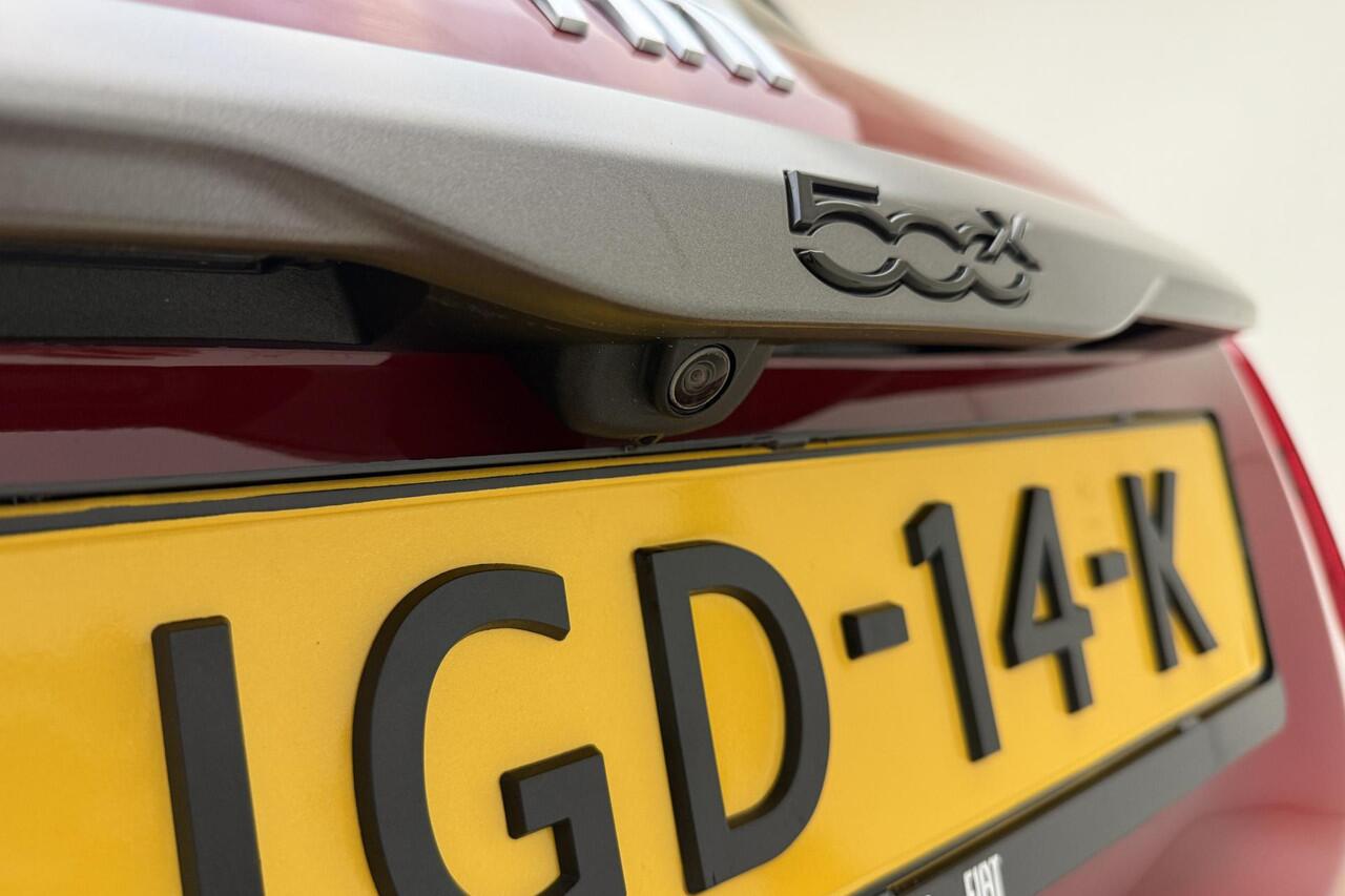 Fiat 500X 1.5 Hybrid Sport 130 PK Automaat | Navigatie | Camera | Keyless | Lichtmetalen velgen | Extra getint glas | DAB Radio | Cruise control | Hoge instap