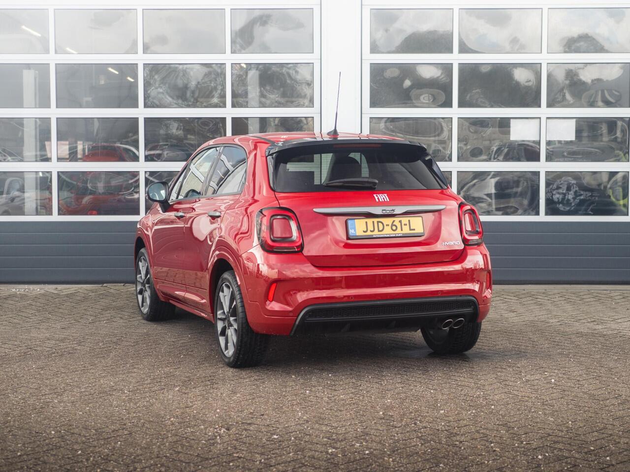 Fiat 500X 1.5 Hybrid Sport Automaat | Clima | Adapt. Cruise | 18" | Apple Carplay | Camera | PDC | Keyless | Navi | BSM
