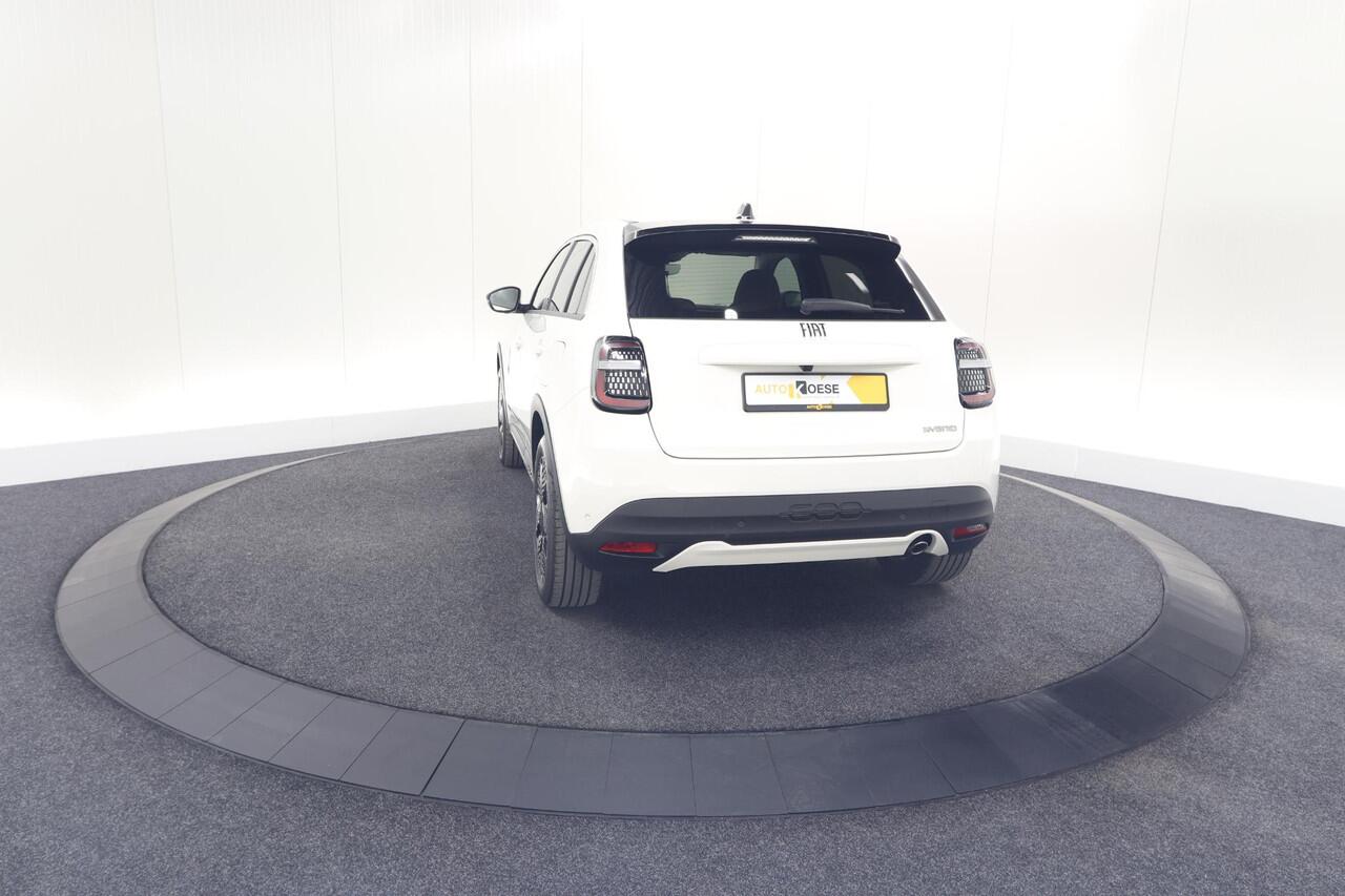 Fiat 600 1.2 Hybrid 100 DCT6 La Prima | Camera | Adaptieve Cruise Control | Dodehoekdetectie | Stoelverwarming