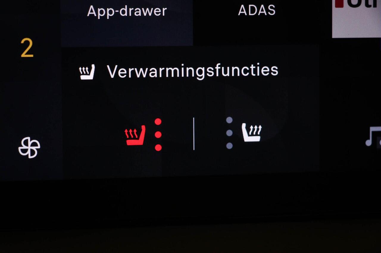 Fiat 600 1.2 Hybrid La Prima | STOELVERWARMING | SFEERVERLICHTING | DAB | APPLE | CAMERA | 18"