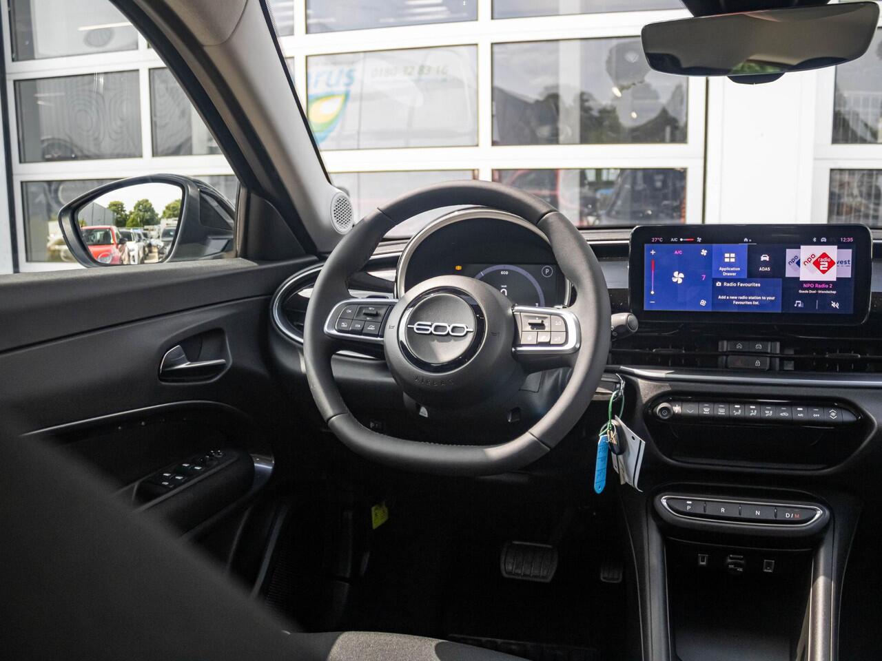 Fiat 600 1.2 Hybrid 110pk Black Edition | Uit voorraad leverbaar !