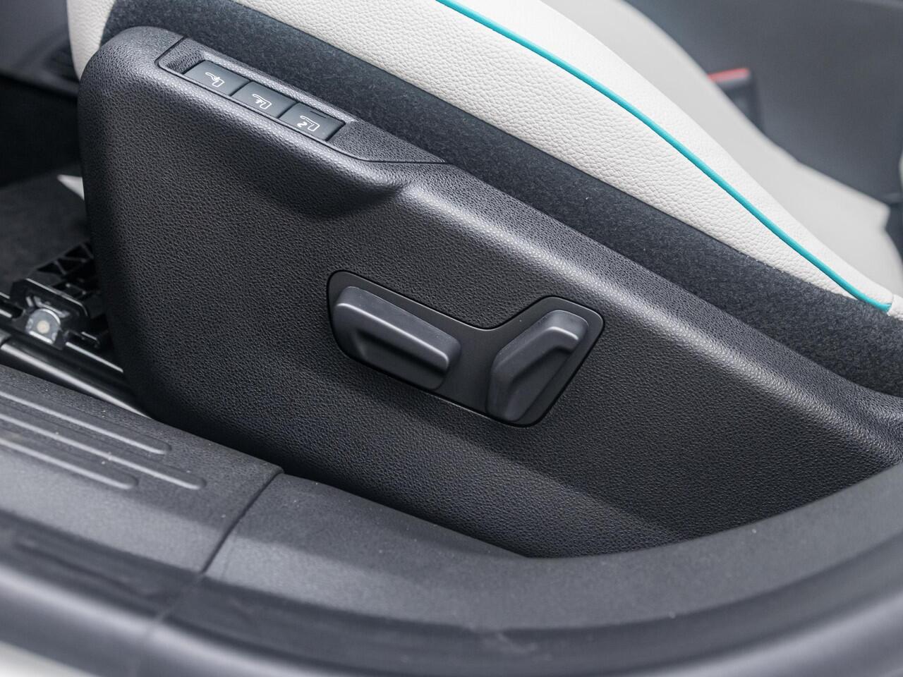 Fiat 600 1.2 Hybrid La Prima | Full Option | Bicolore | Uit voorraad leverbaar !