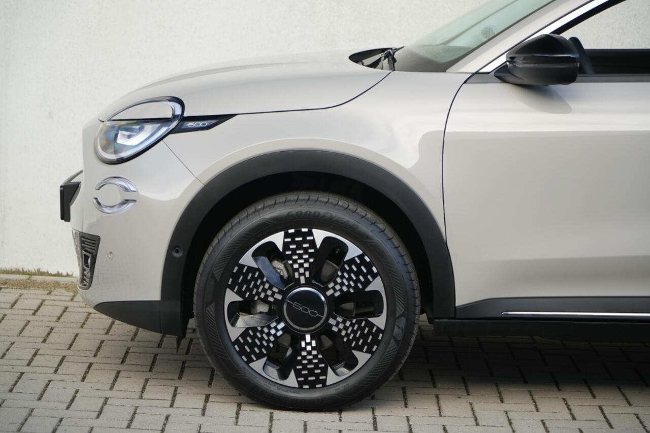 Fiat 600 1.2 Hybrid 100 PK La Prima | Navi | Camera | Carplay