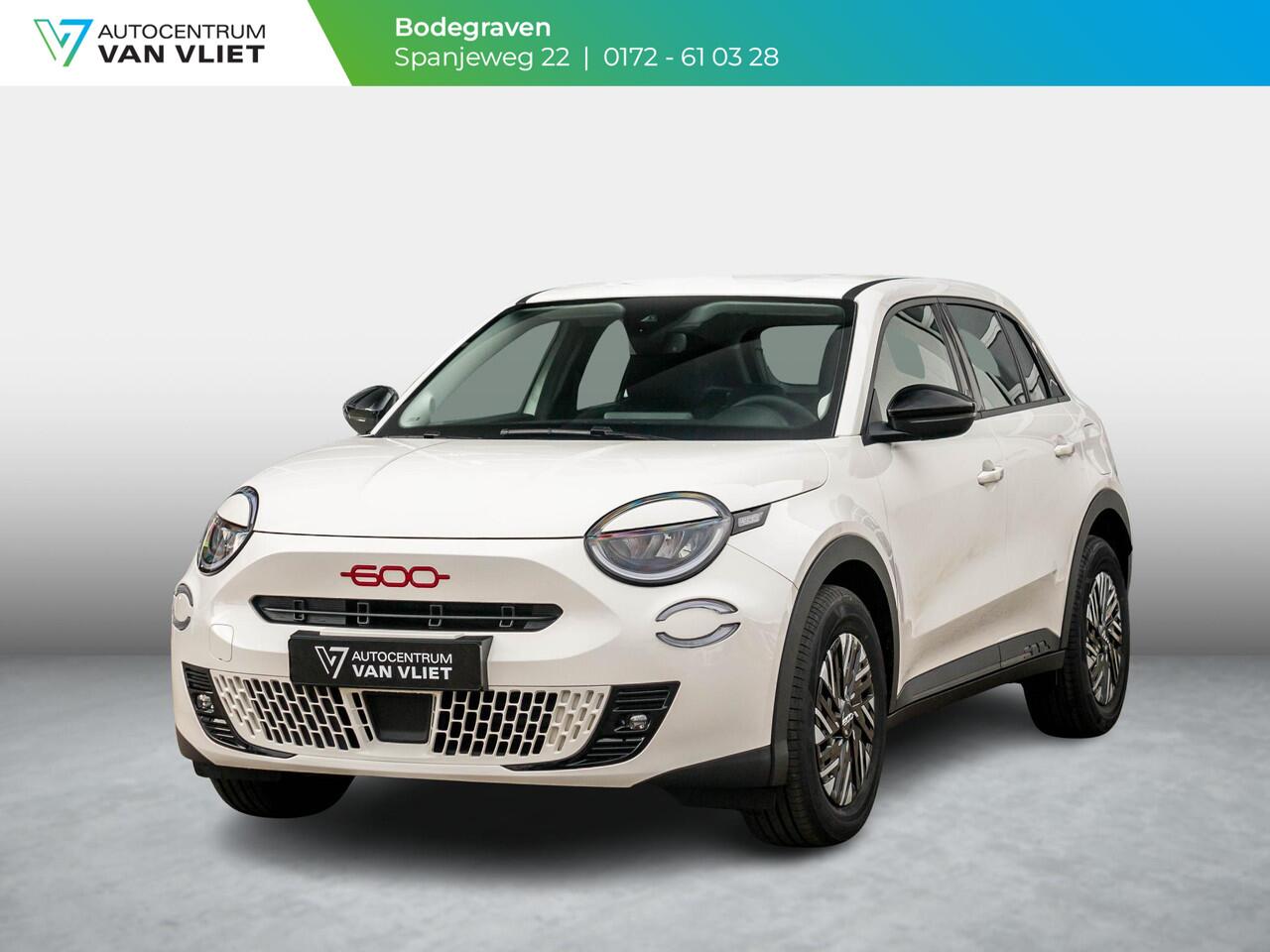 Fiat 600 600e RED 54 kWh | 17% Bijtelling | Gratis Wallbox |