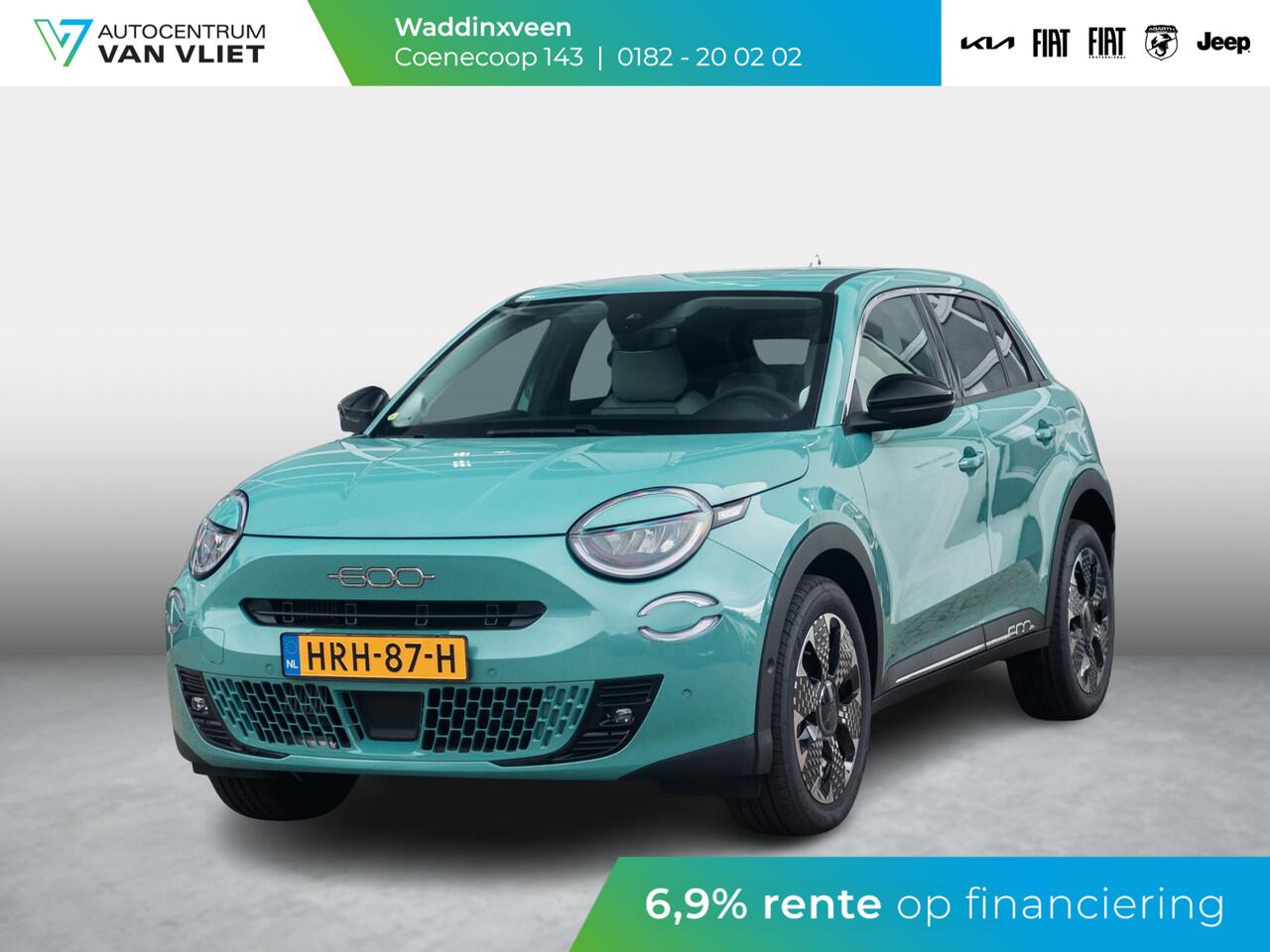 Fiat 600 1.2 Hybrid La Prima | Clima | Adapt. Cruise | Camera | BSM | 18" | Stoelverwarming | Apple Carplay | Elektr. A-Klep