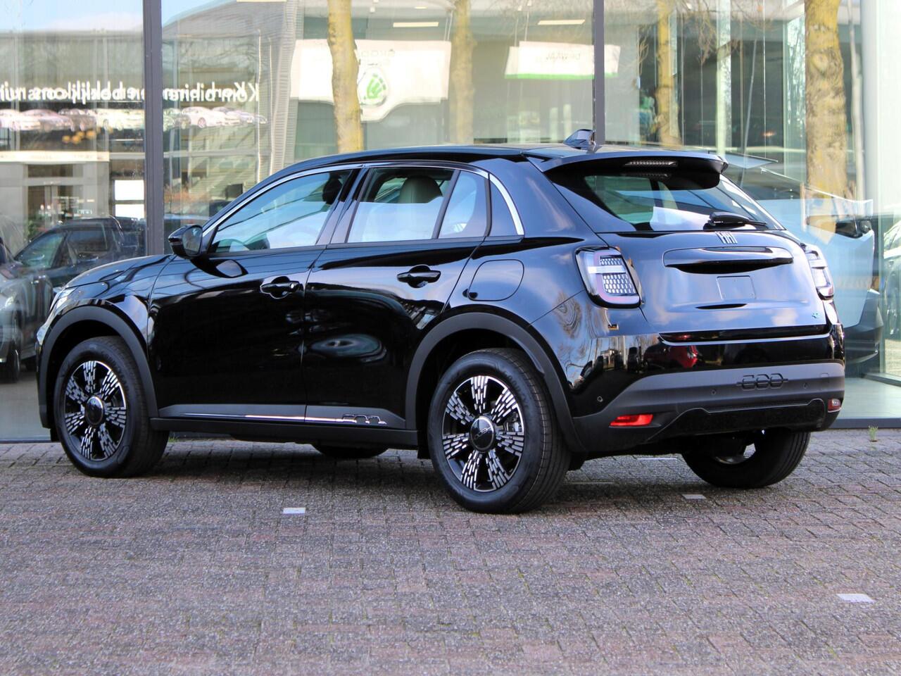 Fiat 600 600e Urban 54 kWh VOORRAAD KORTING