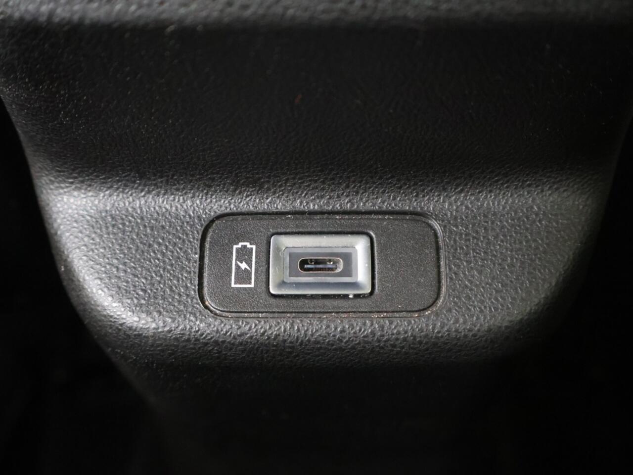 Fiat 600 1.2 Hybrid La Prima | Navi | Adapt. Cruise | Stoelverwarming