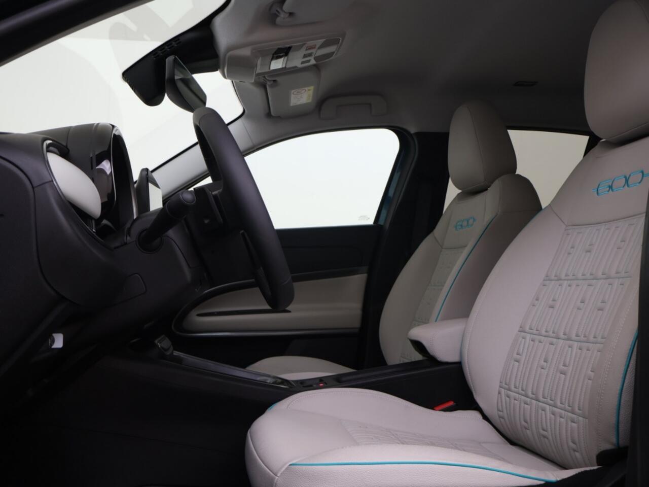 Fiat 600 1.2 Hybrid La Prima | Navi | Adapt. Cruise | Stoelverwarming