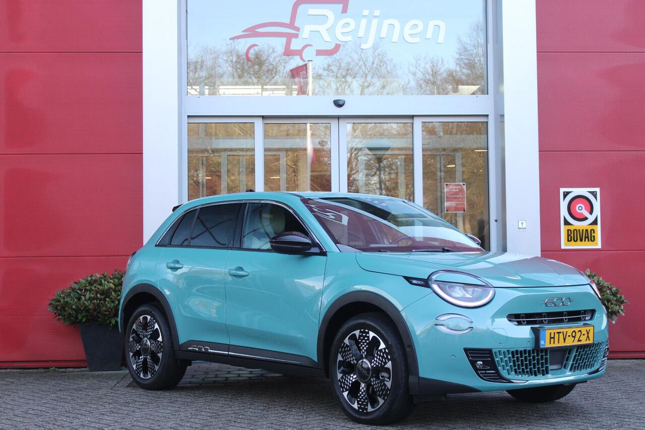 Fiat 600 1.2 HYbrid 110PK LA PRIMA | ELEKTRISCH VERSTELBARE BESTUURDERSTOEL MET MASSAGEFUNCTIE | NAVIGATIE | DODEHOEK DETECTIE | ELEKTRISCHE ACHTERKLEP | LEDKOPLAMPEN-MISTLAMPEN | LED ACHTERLICHTEN | PACK COMFORT: ACHTERUITRIJCAMERA / PARKEERSENSOREN VOOR-ACHTER /