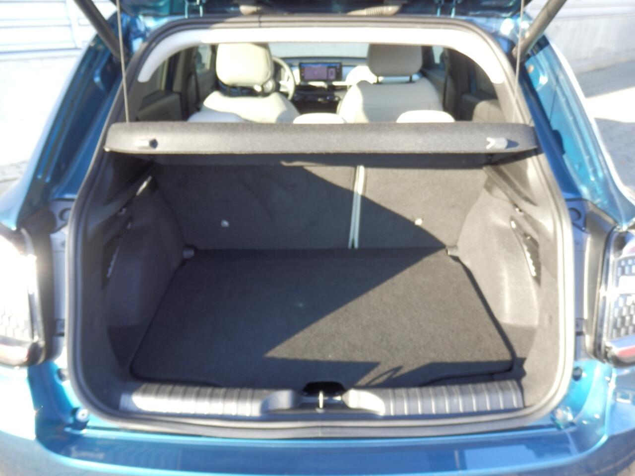 Fiat 600 101PK Hybrid La Prima | 360 camera | Massagestoel | Compleet |