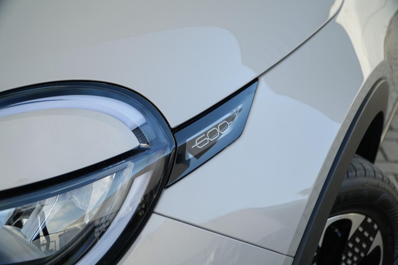 Fiat 600 600e La Prima 54 kWh | Navi | Camera | Carplay | 18"