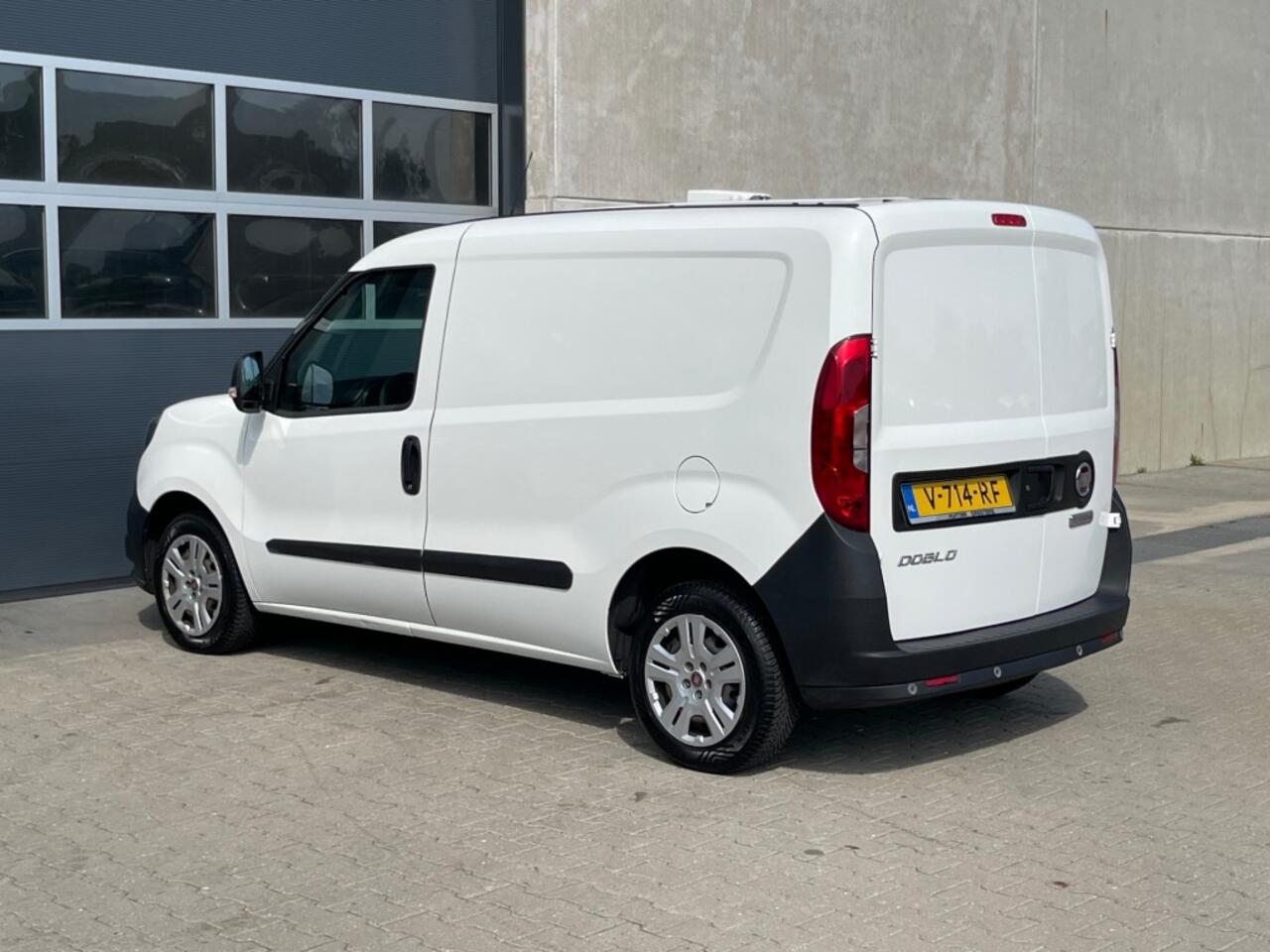 Fiat DOBLO 1.3 MJ L1 Koelbox in laadruimte