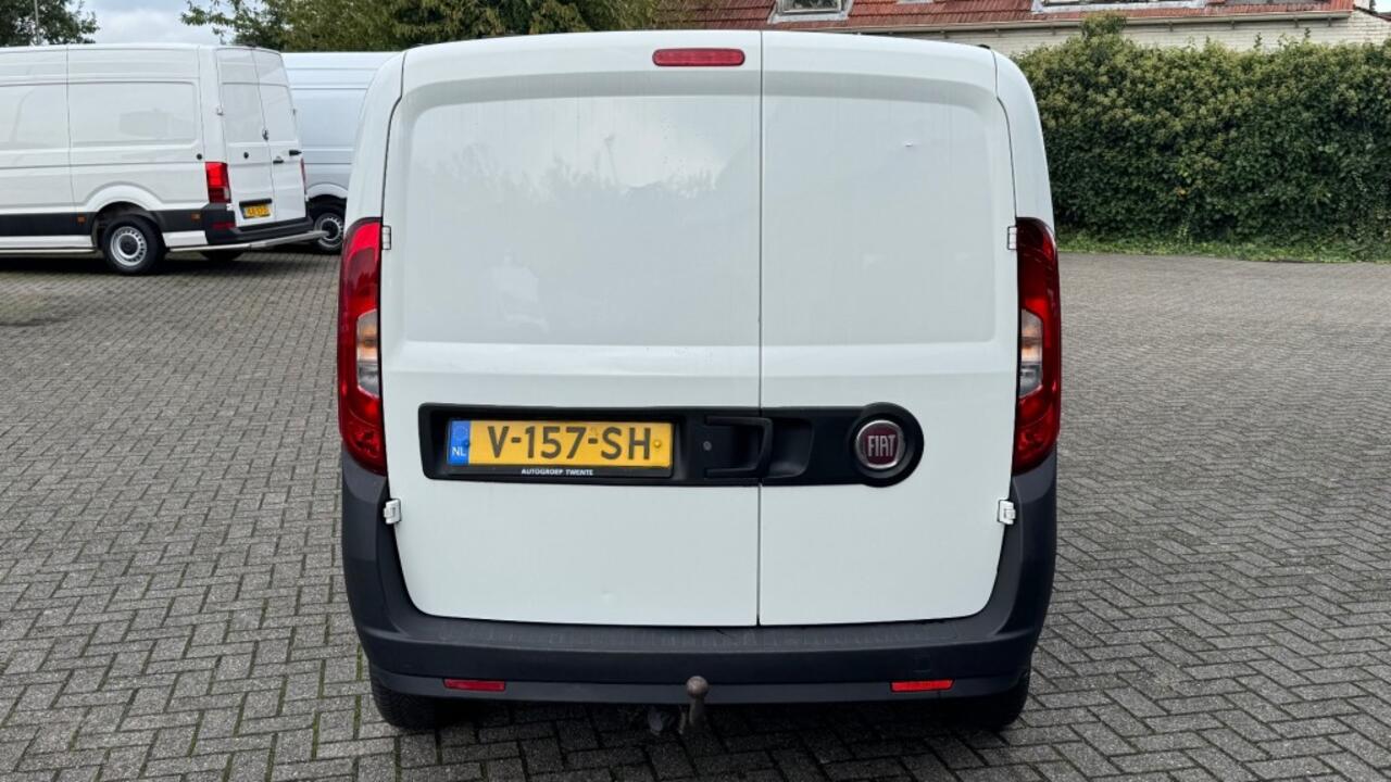 Fiat DOBLO 1.6 MJ 77KW 105PK EURO 6 3 ZITS BIJRIJDERSBANK/ AIRCO/ CRUISE CONTROL/ NAVIGATIE/ 100% DEALERONDERHOUDEN